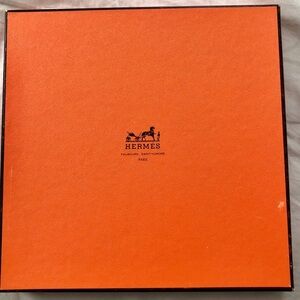 Hermes Box